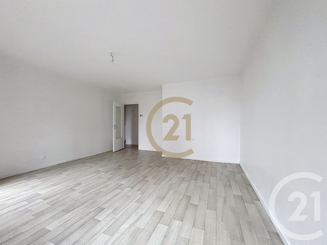 Appartement F5 à louer - 5 pièces - 95.75 m2 - BELFORT - 90 - FRANCHE-COMTE - Century 21 Agence Du Théâtre