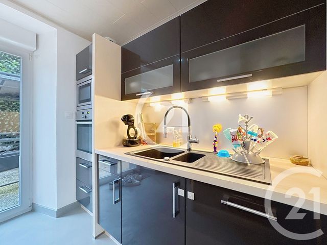 Appartement T5 à vendre - 5 pièces - 109.05 m2 - CHAMPEY - 70 - FRANCHE-COMTE - Century 21 Agence Du Théâtre