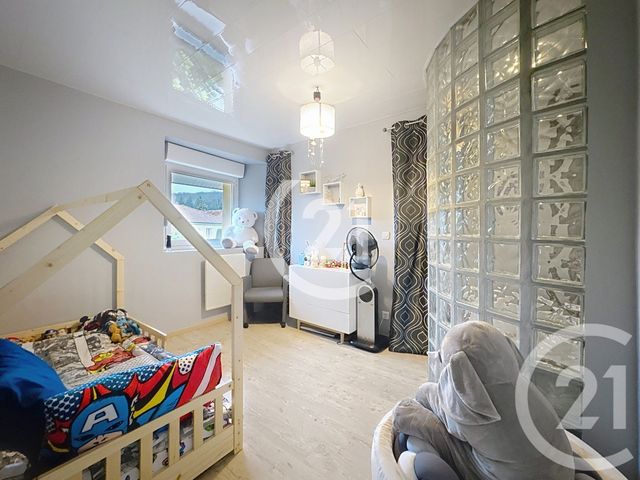 Appartement T5 à vendre - 5 pièces - 109.05 m2 - CHAMPEY - 70 - FRANCHE-COMTE - Century 21 Agence Du Théâtre