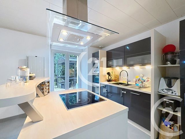 Appartement T5 à vendre - 5 pièces - 109.05 m2 - CHAMPEY - 70 - FRANCHE-COMTE - Century 21 Agence Du Théâtre