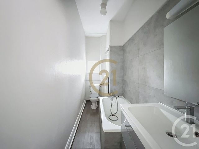 Appartement F3 à louer - 3 pièces - 59.0 m2 - BELFORT - 90 - FRANCHE-COMTE - Century 21 Agence Du Théâtre