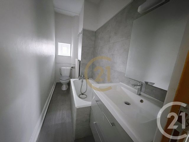 Appartement F3 à louer - 3 pièces - 59.0 m2 - BELFORT - 90 - FRANCHE-COMTE - Century 21 Agence Du Théâtre