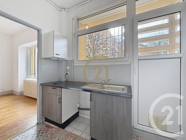 Appartement F2 à louer - 2 pièces - 41.0 m2 - BELFORT - 90 - FRANCHE-COMTE - Century 21 Agence Du Théâtre