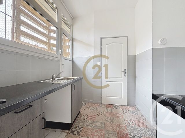 Appartement F2 à louer - 2 pièces - 41.0 m2 - BELFORT - 90 - FRANCHE-COMTE - Century 21 Agence Du Théâtre