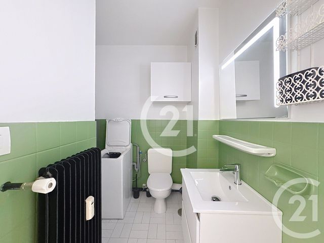Appartement T1 à louer - 1 pièce - 33.84 m2 - BELFORT - 90 - FRANCHE-COMTE - Century 21 Agence Du Théâtre