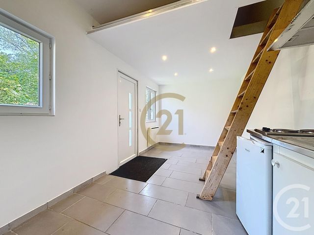 Appartement F1 à louer - 1 pièce - 17.2 m2 - DANJOUTIN - 90 - FRANCHE-COMTE - Century 21 Agence Du Théâtre
