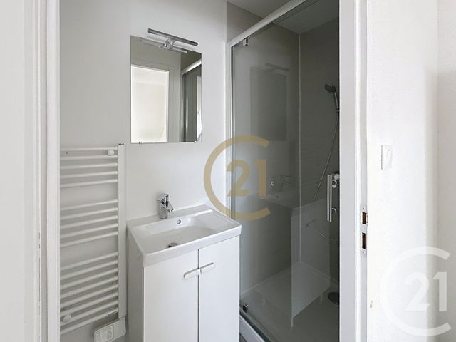 Appartement F1 à louer - 1 pièce - 17.0 m2 - BELFORT - 90 - FRANCHE-COMTE - Century 21 Agence Du Théâtre