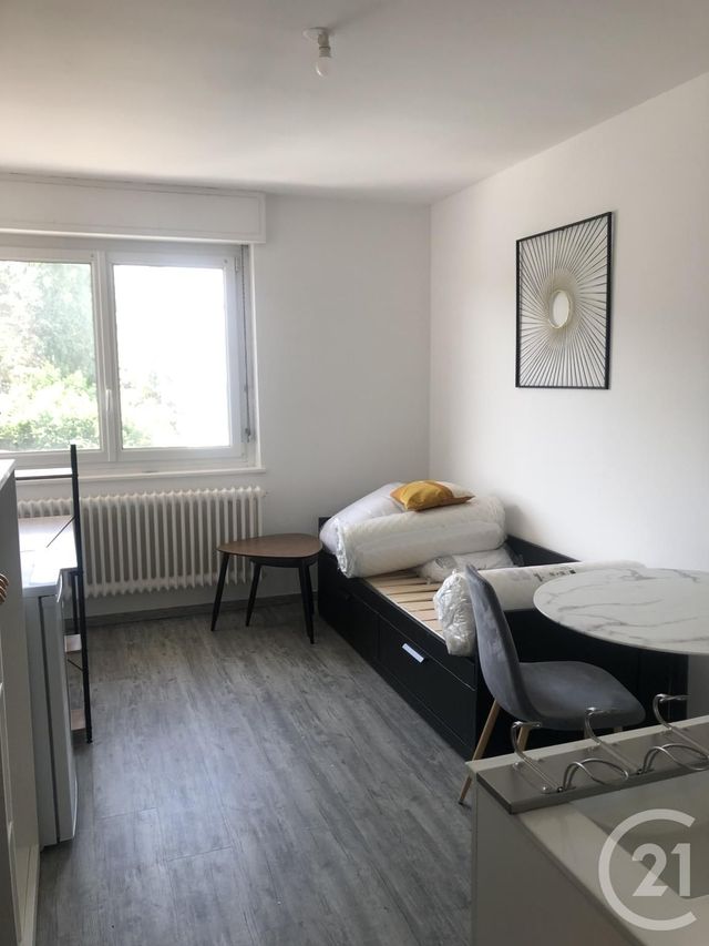 Appartement Chambre à louer - 1 pièce - 11.2 m2 - BELFORT - 90 - FRANCHE-COMTE - Century 21 Agence Du Théâtre