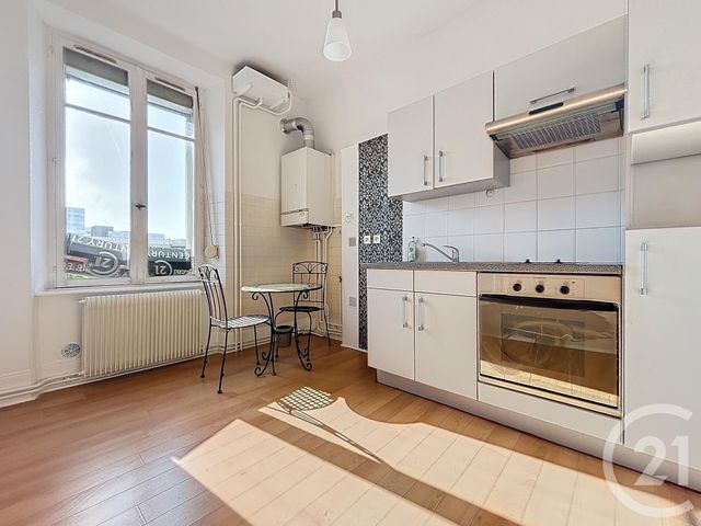 Appartement F2 bis à louer - 2 pièces - 45.0 m2 - BELFORT - 90 - FRANCHE-COMTE - Century 21 Agence Du Théâtre
