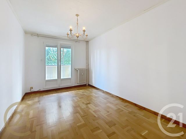 Appartement F3 à vendre - 3 pièces - 58.87 m2 - BELFORT - 90 - FRANCHE-COMTE - Century 21 Agence Du Théâtre