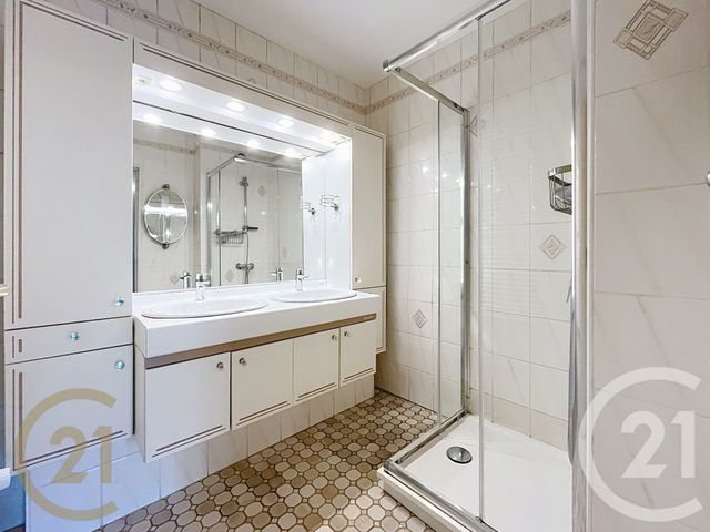 Appartement F3 à vendre - 3 pièces - 58.87 m2 - BELFORT - 90 - FRANCHE-COMTE - Century 21 Agence Du Théâtre