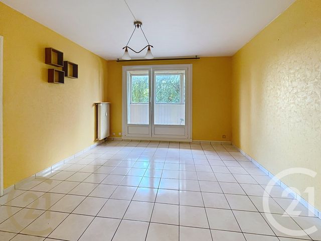 Appartement F3 à vendre - 3 pièces - 58.87 m2 - BELFORT - 90 - FRANCHE-COMTE - Century 21 Agence Du Théâtre