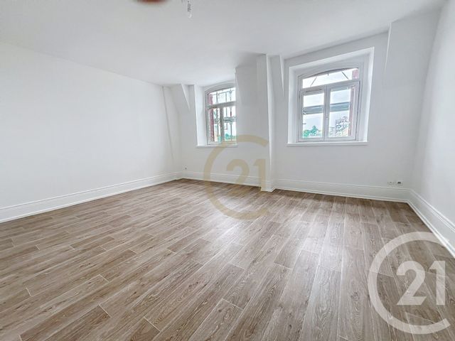 Appartement F4 à vendre - 4 pièces - 89.41 m2 - BELFORT - 90 - FRANCHE-COMTE - Century 21 Agence Du Théâtre