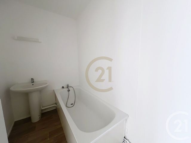 Appartement F4 à vendre - 4 pièces - 89.41 m2 - BELFORT - 90 - FRANCHE-COMTE - Century 21 Agence Du Théâtre