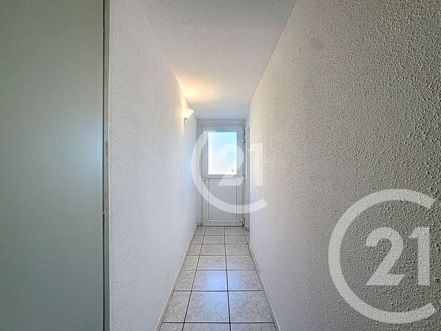 Appartement T5 à vendre - 5 pièces - 100.0 m2 - CRAVANCHE - 90 - FRANCHE-COMTE - Century 21 Agence Du Théâtre