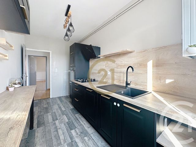 Afficher la photo en grand Appartement F3 à louer - 3 pièces - 63.12 m2 - BELFORT - 90 - FRANCHE-COMTE - Century 21 Agence Du Théâtre