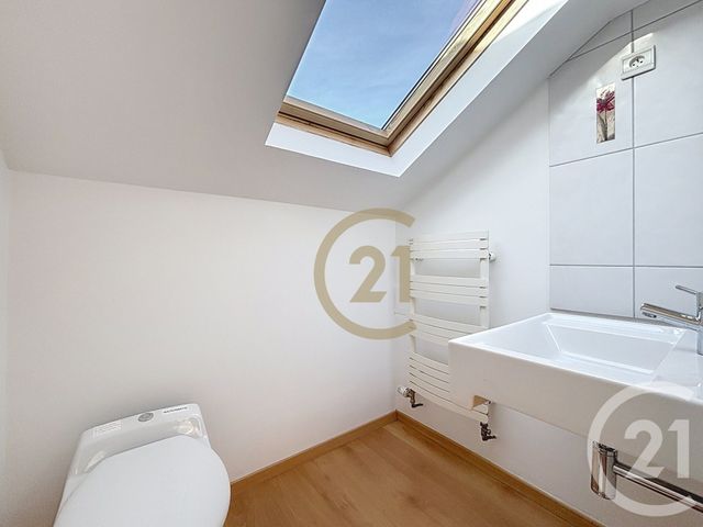 Appartement F3 à louer - 4 pièces - 109.5 m2 - BELFORT - 90 - FRANCHE-COMTE - Century 21 Agence Du Théâtre