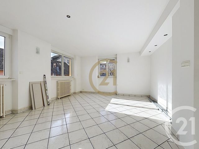 Appartement F3 à louer - 4 pièces - 109.5 m2 - BELFORT - 90 - FRANCHE-COMTE - Century 21 Agence Du Théâtre