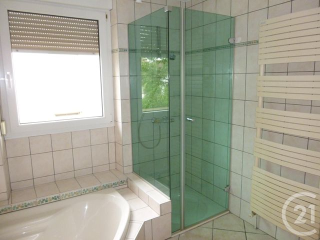 Appartement F3 à louer - 4 pièces - 109.5 m2 - BELFORT - 90 - FRANCHE-COMTE - Century 21 Agence Du Théâtre