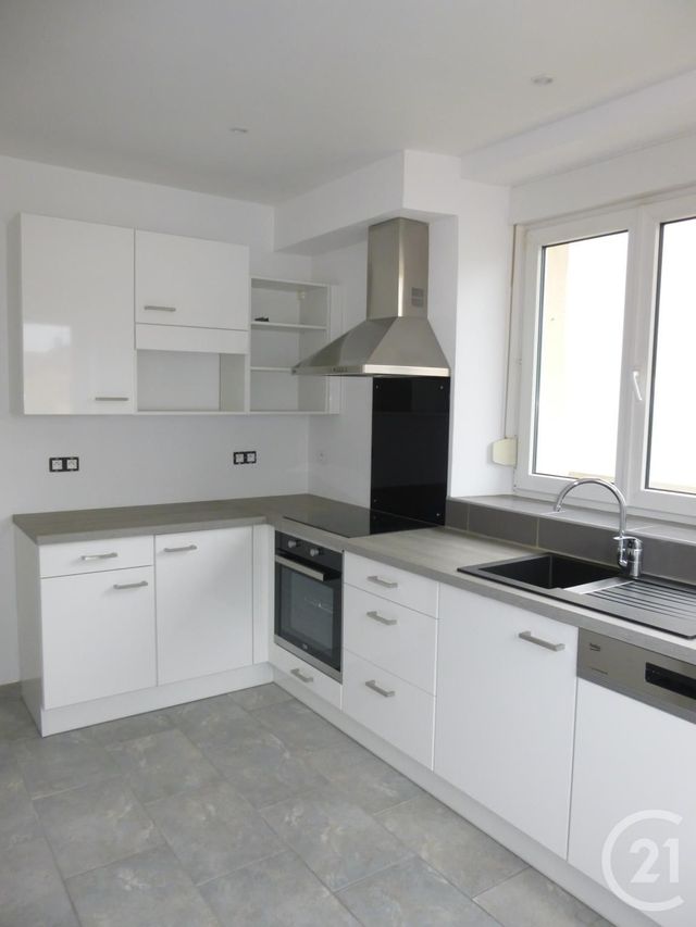 Appartement F3 à louer - 4 pièces - 109.5 m2 - BELFORT - 90 - FRANCHE-COMTE - Century 21 Agence Du Théâtre