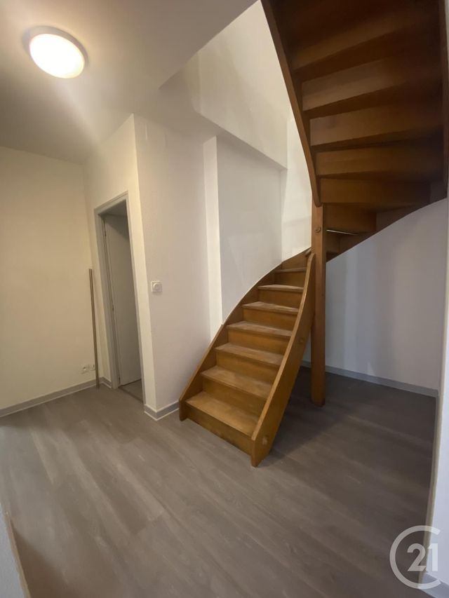 Appartement F3 à louer - 3 pièces - 76.0 m2 - DELLE - 90 - FRANCHE-COMTE - Century 21 Agence Du Théâtre