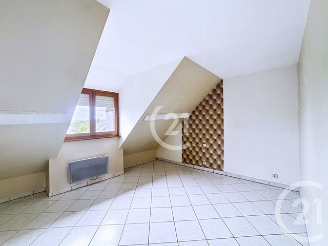 Appartement T3 à vendre - 3 pièces - 57.58 m2 - VIEUX CHARMONT - 25 - FRANCHE-COMTE - Century 21 Agence Du Théâtre