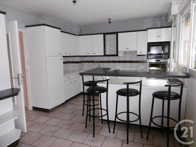 maison à louer - 6 pièces - 87.6 m2 - ANDELNANS - 90 - FRANCHE-COMTE - Century 21 Agence Du Théâtre