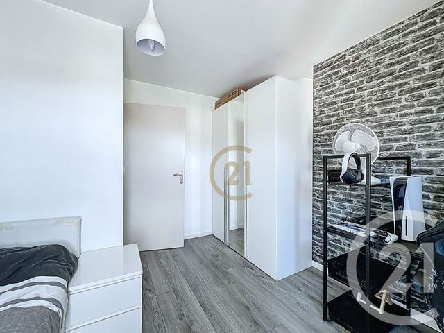 Appartement à vendre - 4 pièces - 74.45 m2 - BELFORT - 90 - FRANCHE-COMTE - Century 21 Agence Du Théâtre