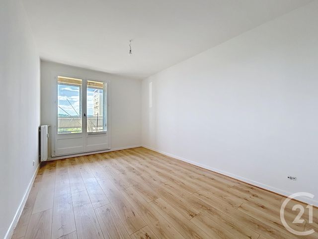 Appartement F6 à vendre - 6 pièces - 119.49 m2 - BELFORT - 90 - FRANCHE-COMTE - Century 21 Agence Du Théâtre