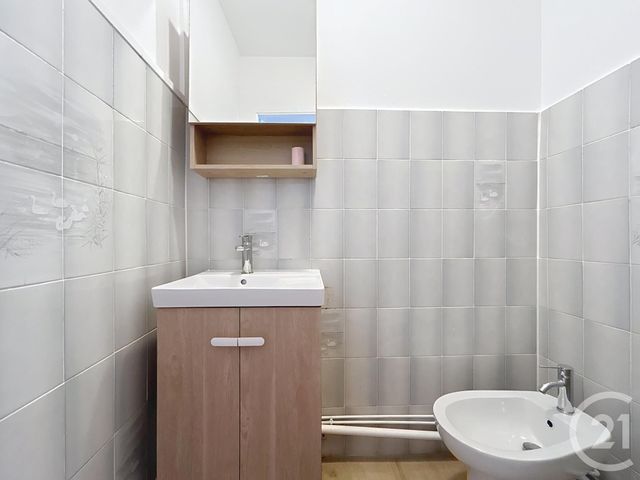 Appartement F6 à vendre - 6 pièces - 119.49 m2 - BELFORT - 90 - FRANCHE-COMTE - Century 21 Agence Du Théâtre