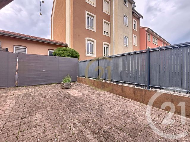 Appartement F2 à louer - 2 pièces - 45.68 m2 - BELFORT - 90 - FRANCHE-COMTE - Century 21 Agence Du Théâtre