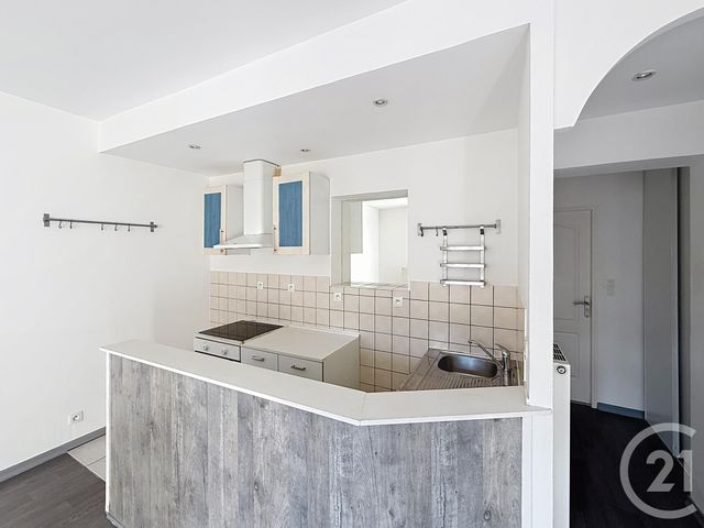 Appartement F2 à louer - 2 pièces - 43.51 m2 - BELFORT - 90 - FRANCHE-COMTE - Century 21 Agence Du Théâtre