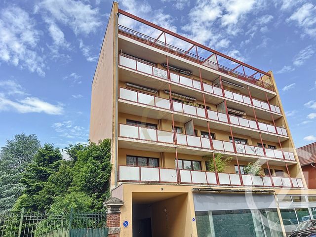Appartement F3 à vendre - 3 pièces - 65.79 m2 - BELFORT - 90 - FRANCHE-COMTE - Century 21 Agence Du Théâtre