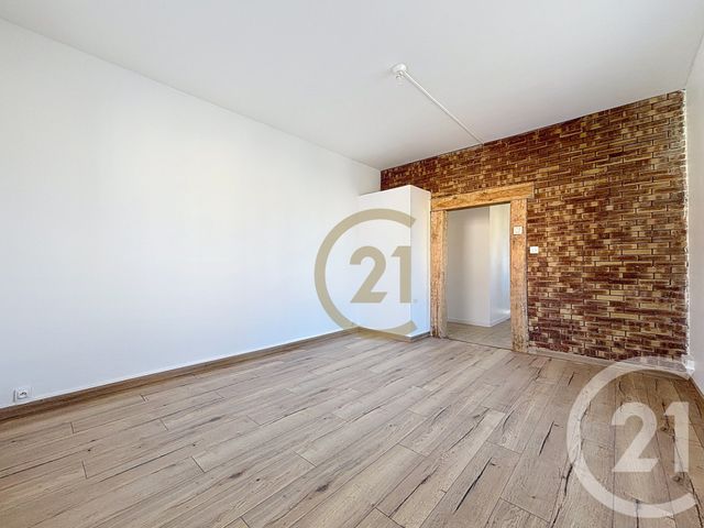 Appartement F2 à louer - 2 pièces - 42.04 m2 - DANJOUTIN - 90 - FRANCHE-COMTE - Century 21 Agence Du Théâtre