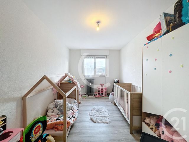 Appartement T4 à vendre - 3 pièces - 85.07 m2 - MONTBELIARD - 25 - FRANCHE-COMTE - Century 21 Agence Du Théâtre