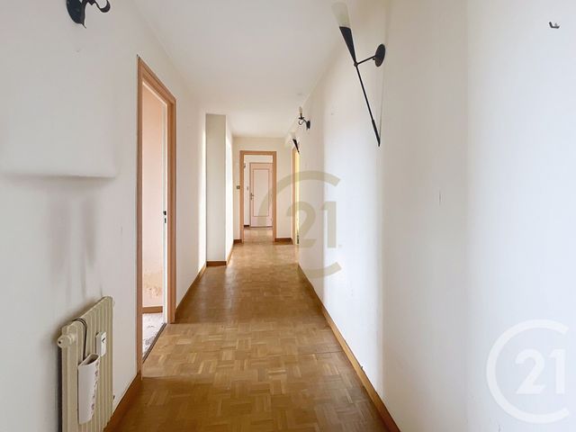 Appartement F5 à vendre - 5 pièces - 117.76 m2 - BELFORT - 90 - FRANCHE-COMTE - Century 21 Agence Du Théâtre