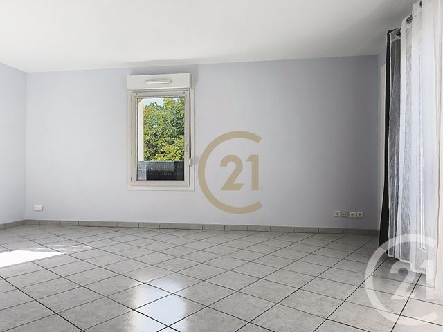 Appartement F2 à louer - 2 pièces - 54.77 m2 - BAVILLIERS - 90 - FRANCHE-COMTE - Century 21 Agence Du Théâtre