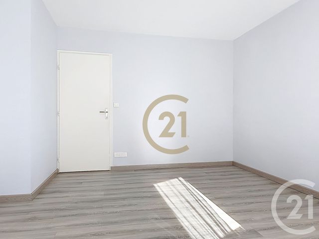 Appartement F2 à louer - 2 pièces - 54.77 m2 - BAVILLIERS - 90 - FRANCHE-COMTE - Century 21 Agence Du Théâtre