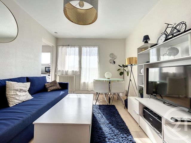 Appartement F2 à louer - 2 pièces - 40.48 m2 - BELFORT - 90 - FRANCHE-COMTE - Century 21 Agence Du Théâtre