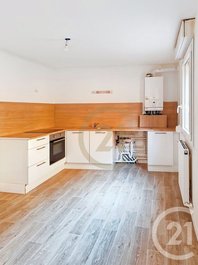 Appartement F1 à vendre - 1 pièce - 40.98 m2 - BELFORT - 90 - FRANCHE-COMTE - Century 21 Agence Du Théâtre