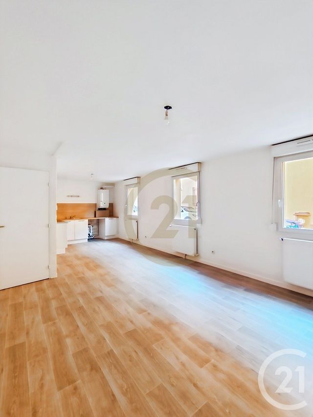 Appartement F1 à vendre - 1 pièce - 40.98 m2 - BELFORT - 90 - FRANCHE-COMTE - Century 21 Agence Du Théâtre