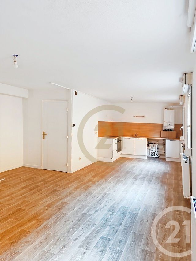 Appartement F1 à vendre - 1 pièce - 40.98 m2 - BELFORT - 90 - FRANCHE-COMTE - Century 21 Agence Du Théâtre
