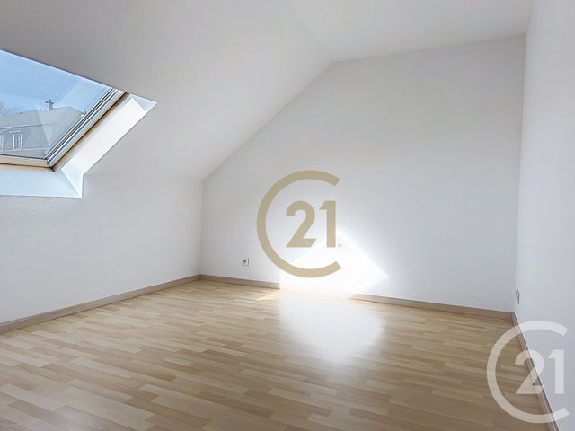Appartement Duplex à louer - 3 pièces - 68.0 m2 - BAVILLIERS - 90 - FRANCHE-COMTE - Century 21 Agence Du Théâtre