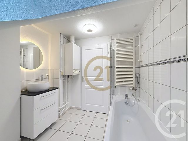 Appartement Duplex à louer - 3 pièces - 68.0 m2 - BAVILLIERS - 90 - FRANCHE-COMTE - Century 21 Agence Du Théâtre
