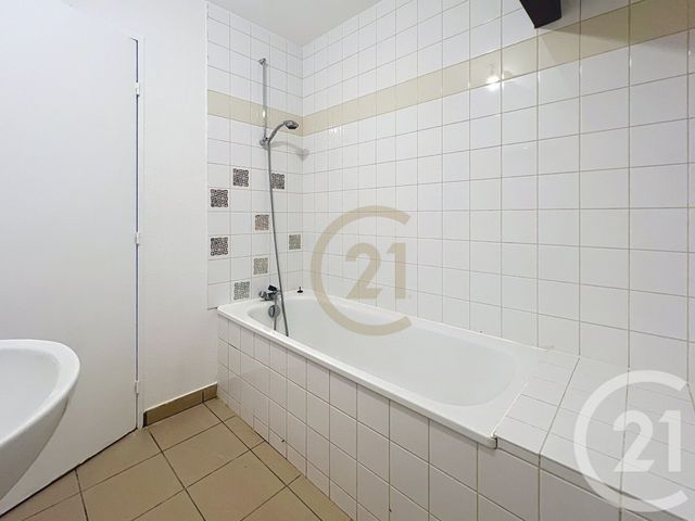 Appartement F2 à vendre - 2 pièces - 36.48 m2 - BELFORT - 90 - FRANCHE-COMTE - Century 21 Agence Du Théâtre