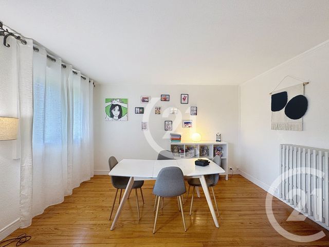 Appartement T4 à vendre - 4 pièces - 62.2 m2 - BELFORT - 90 - FRANCHE-COMTE - Century 21 Agence Du Théâtre