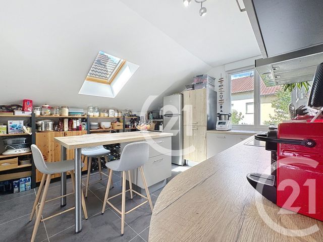 Appartement T4 à vendre - 4 pièces - 85.31 m2 - MONTBELIARD - 25 - FRANCHE-COMTE - Century 21 Agence Du Théâtre