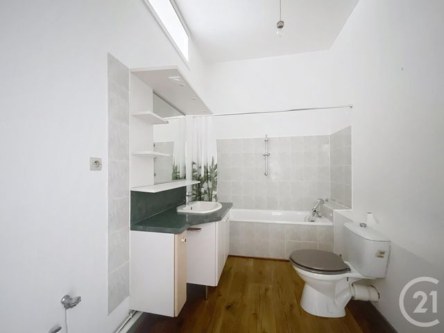 Appartement F3 à louer - 3 pièces - 63.51 m2 - BELFORT - 90 - FRANCHE-COMTE - Century 21 Agence Du Théâtre