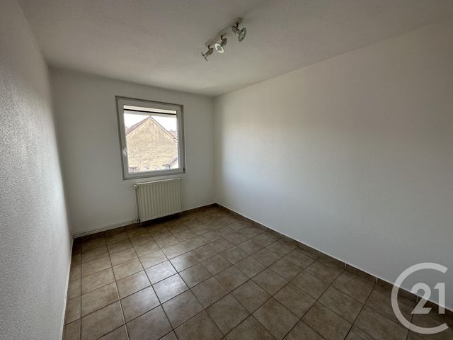 Appartement F3 à louer - 3 pièces - 62.32 m2 - BOUROGNE - 90 - FRANCHE-COMTE - Century 21 Agence Du Théâtre