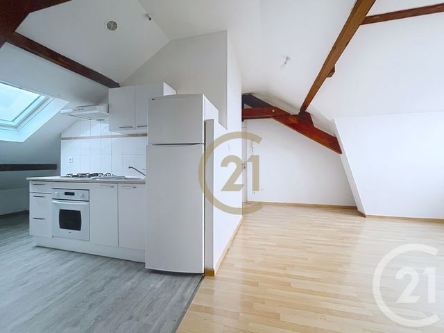 Appartement F3 à vendre - 3 pièces - 40.0 m2 - BELFORT - 90 - FRANCHE-COMTE - Century 21 Agence Du Théâtre